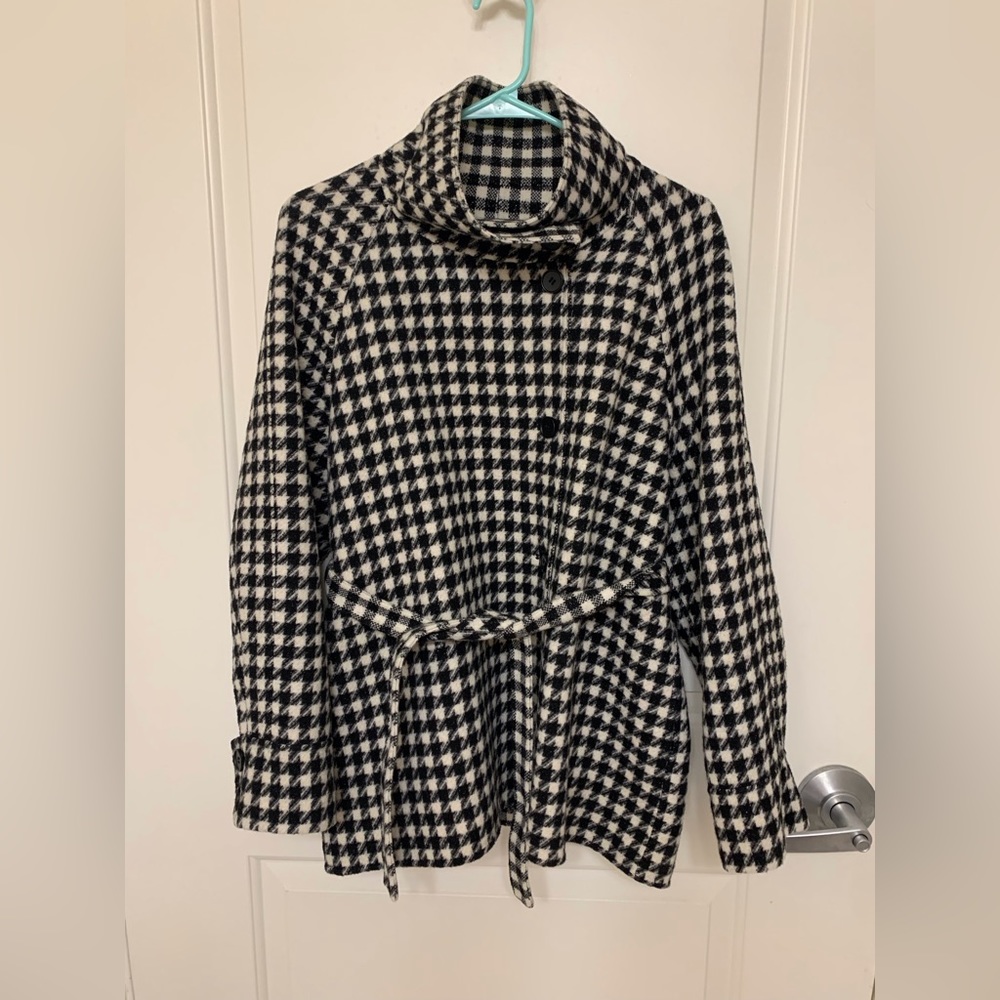 Wool coat - Picture 2 of 4